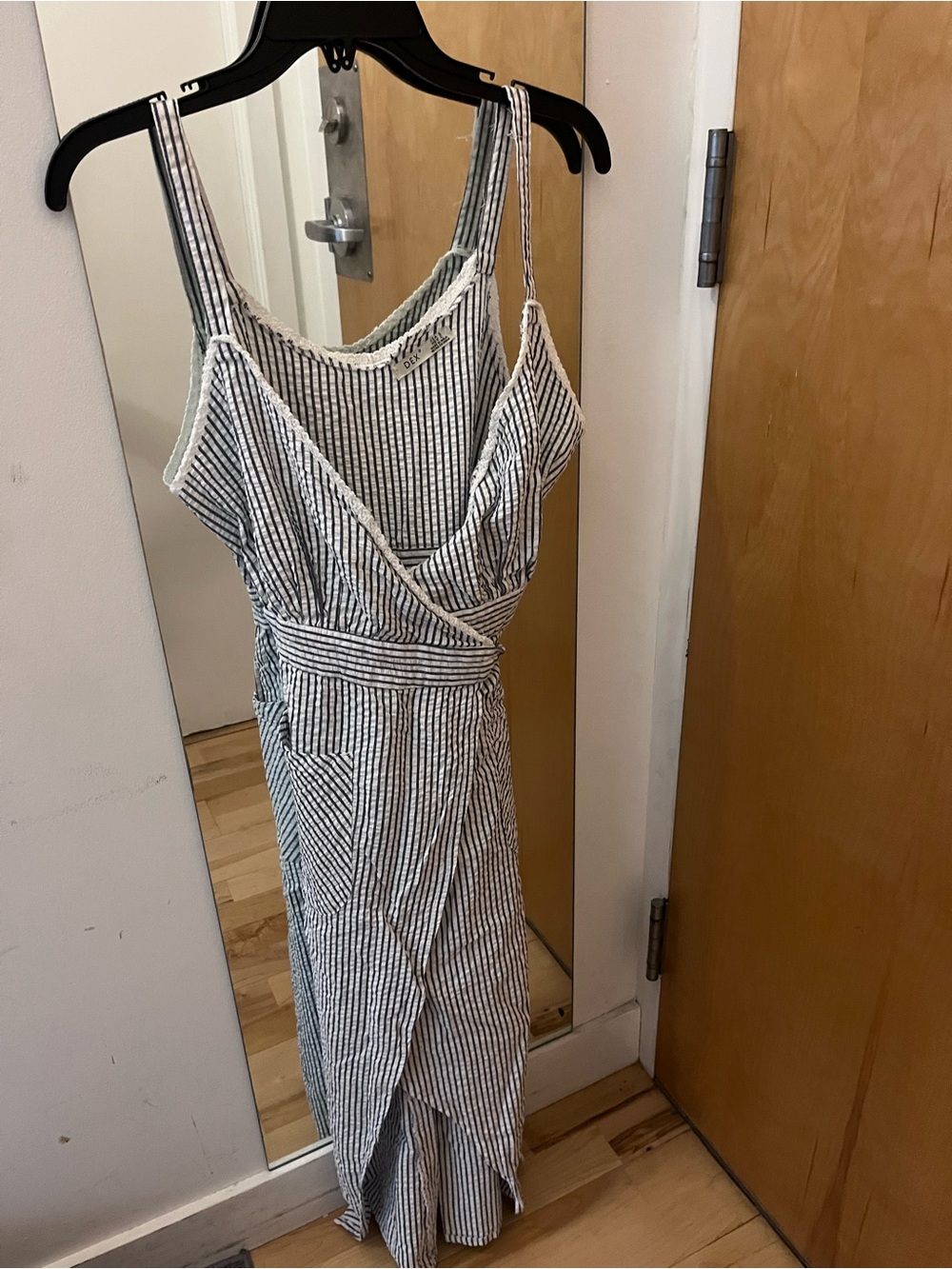Dex Striped Wrap Maxi Dress - White & Navy size small